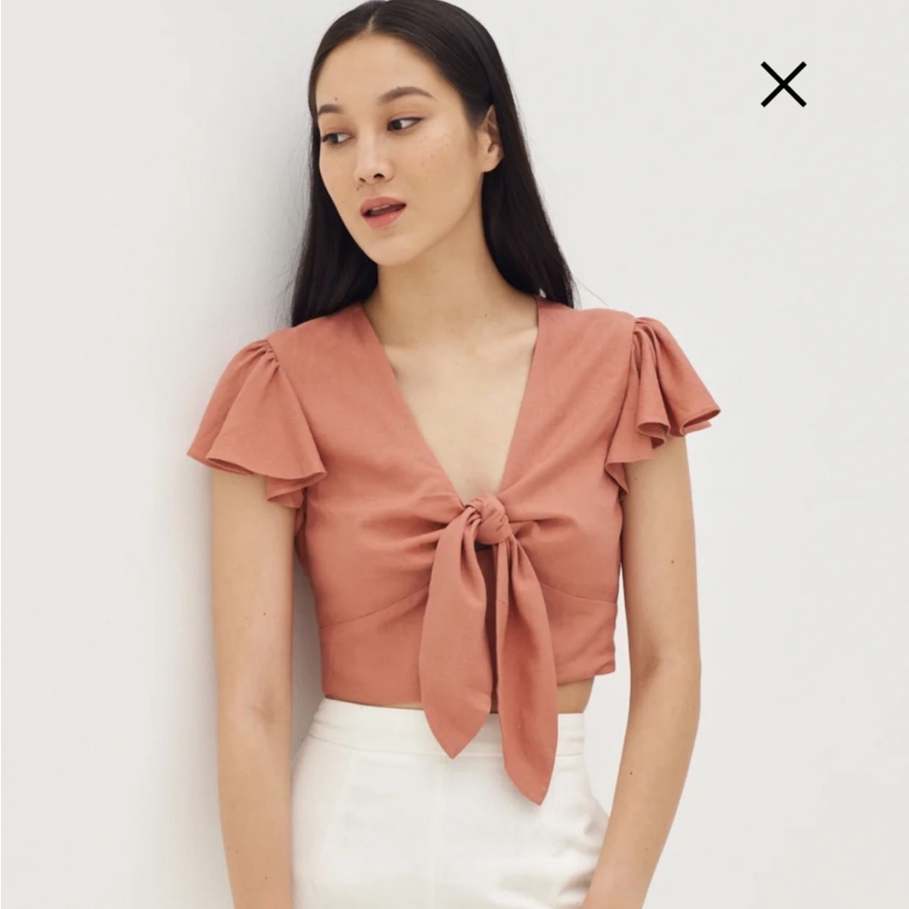 NWT Love Bonito ruffle tie front pink crop top
